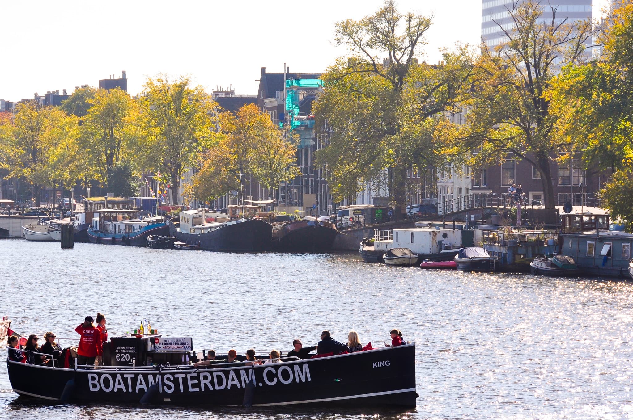 Canal Cruise in Beautifull OLD CITY CENTRE with Open Boat in Amsterdam