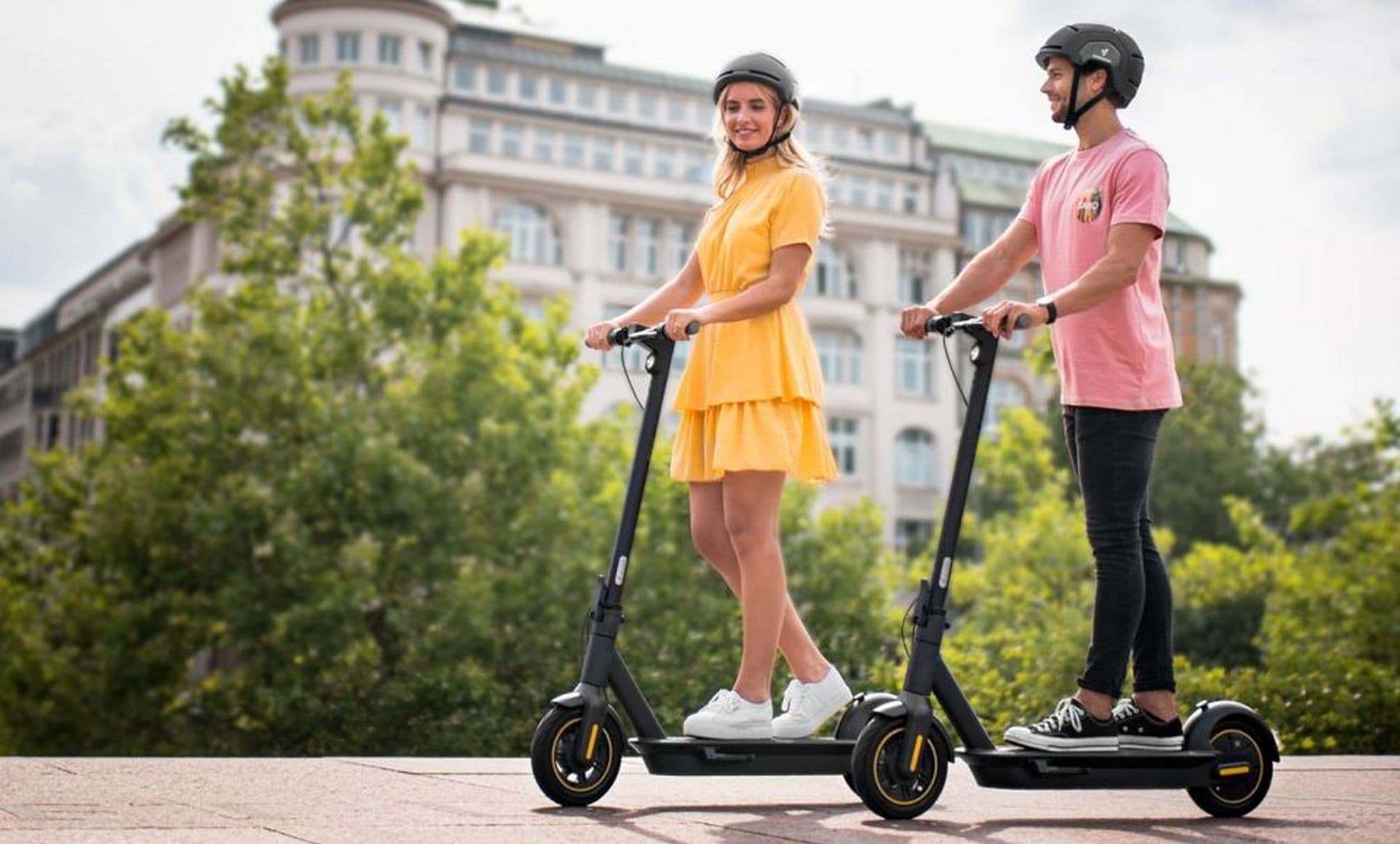 Old Town E-Scooter Tour - Regular Daily Tour