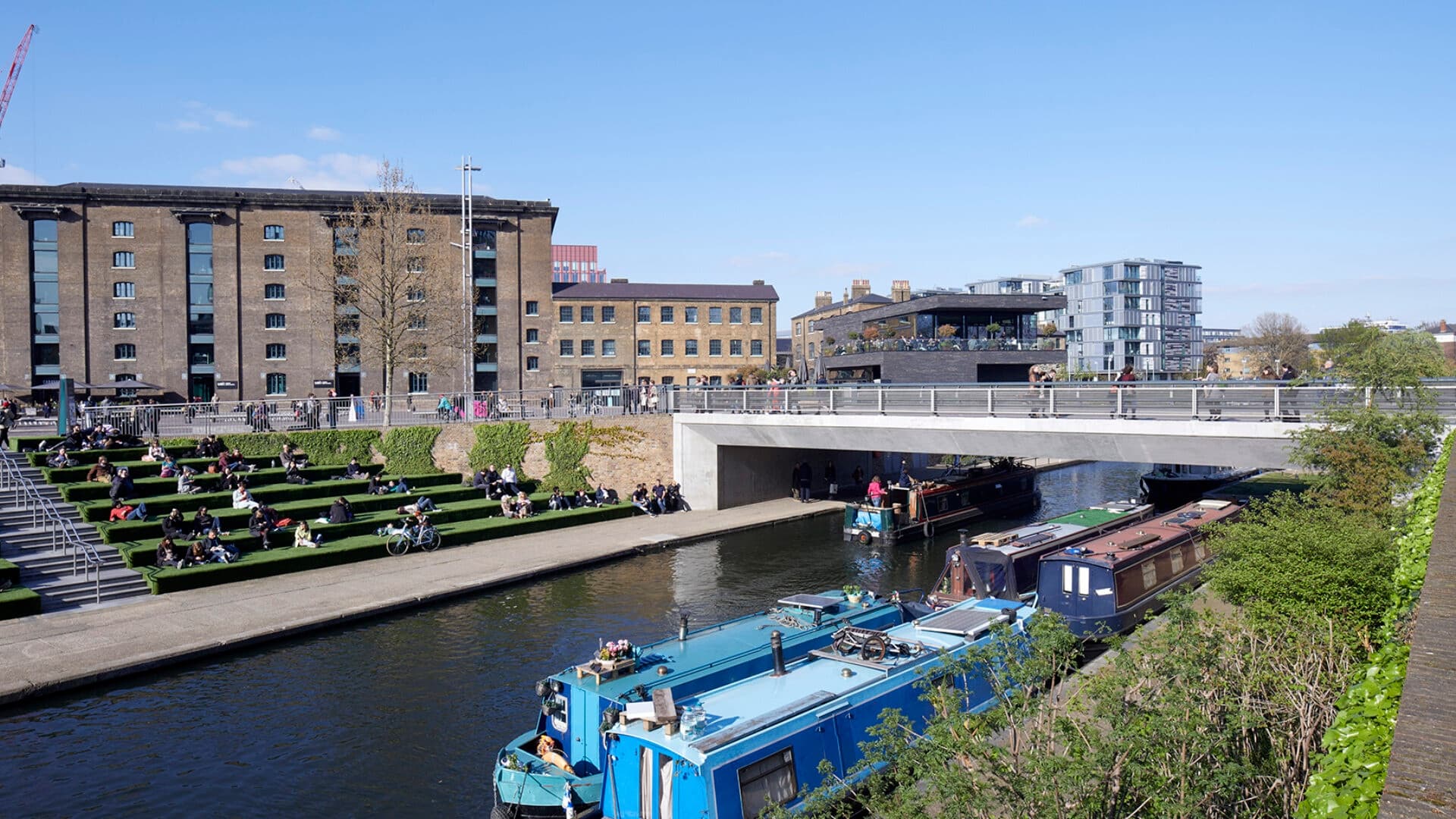 45 Minute Public Trip • Round trip from CAMDEN