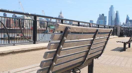 Classic Rom-Com London Tour (Self Guided Audio Walk)