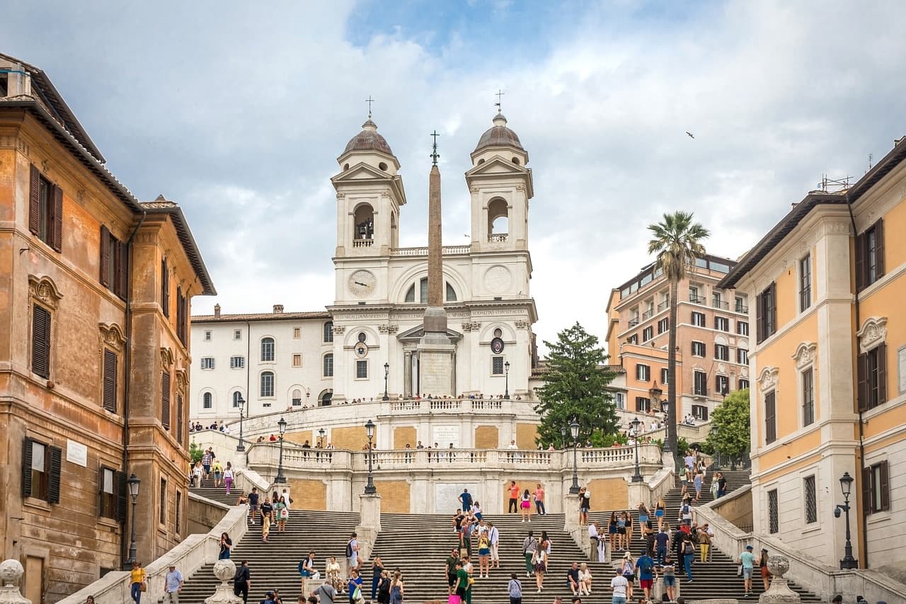 Rome City Walk with Pantheon Tickets