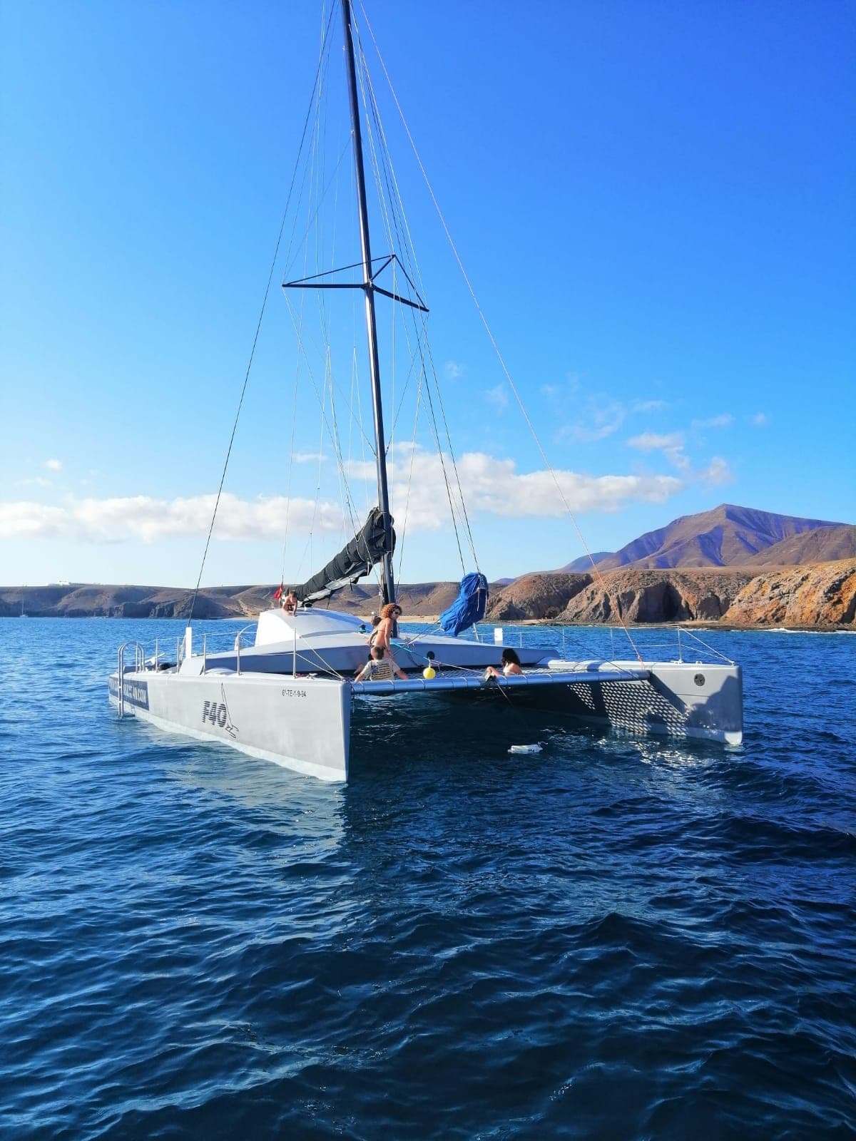 Excursión privada a bordo del Catamarán F40 desde el sur de Lanzarote
