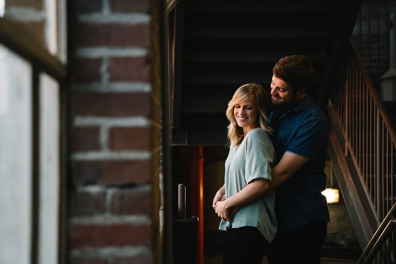 Love in the City: Romantic Date Tour and Scavenger Hunt
