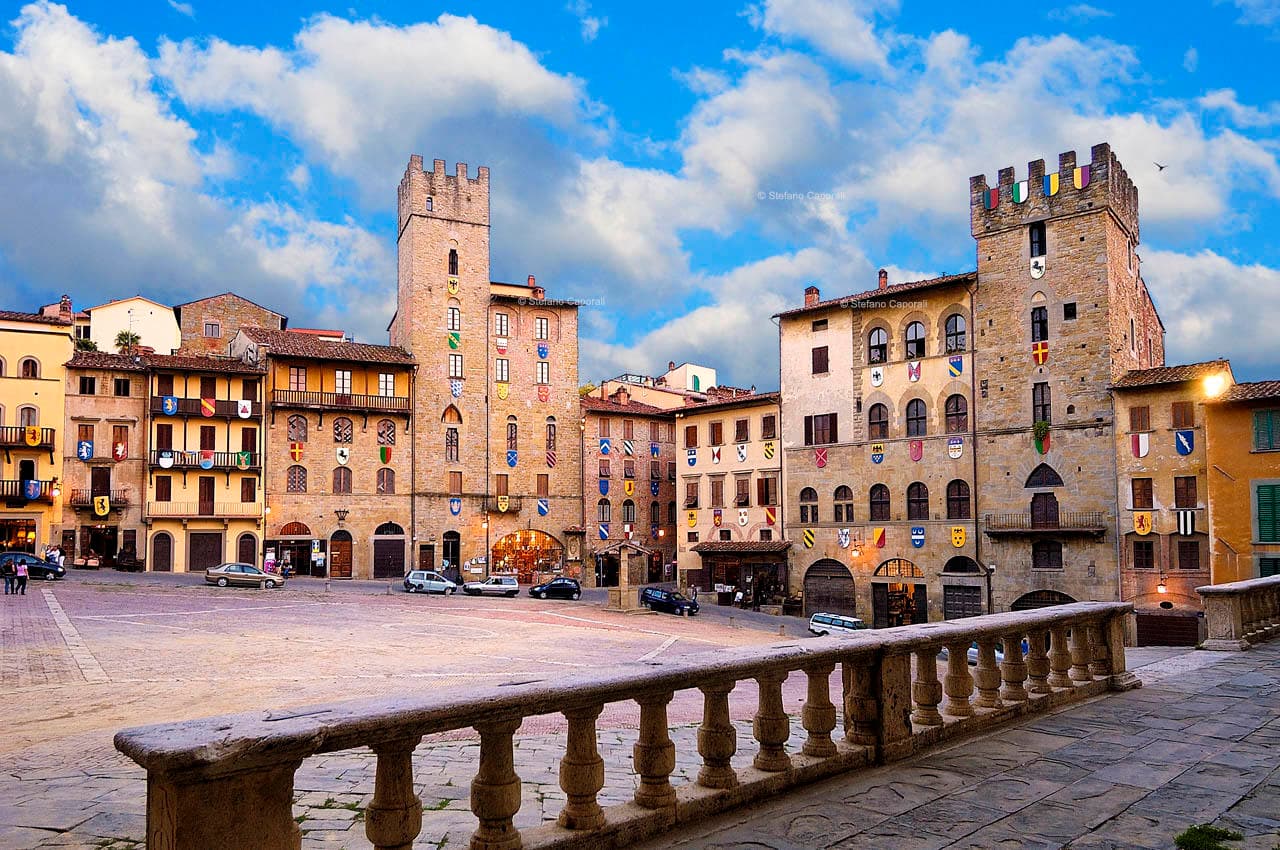 Arezzo: Private walking tour