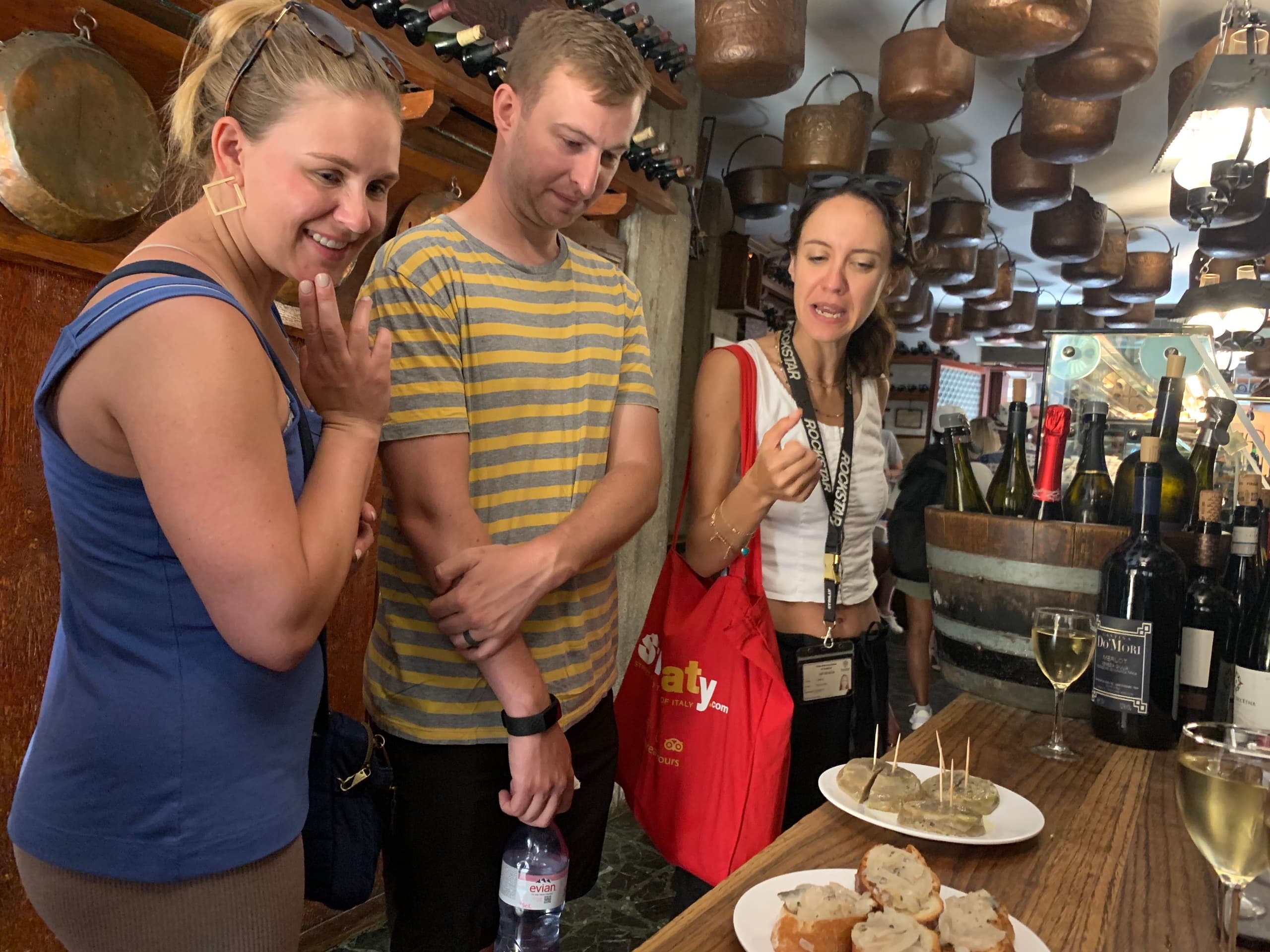 Venice Old Taverns and Rialto Market Food Tour