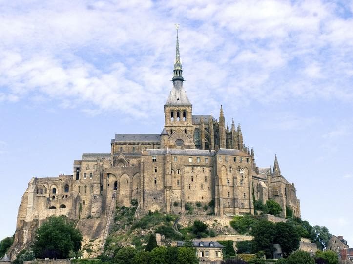 Private Tour • Mont Saint-Michel & Honfleur from Paris