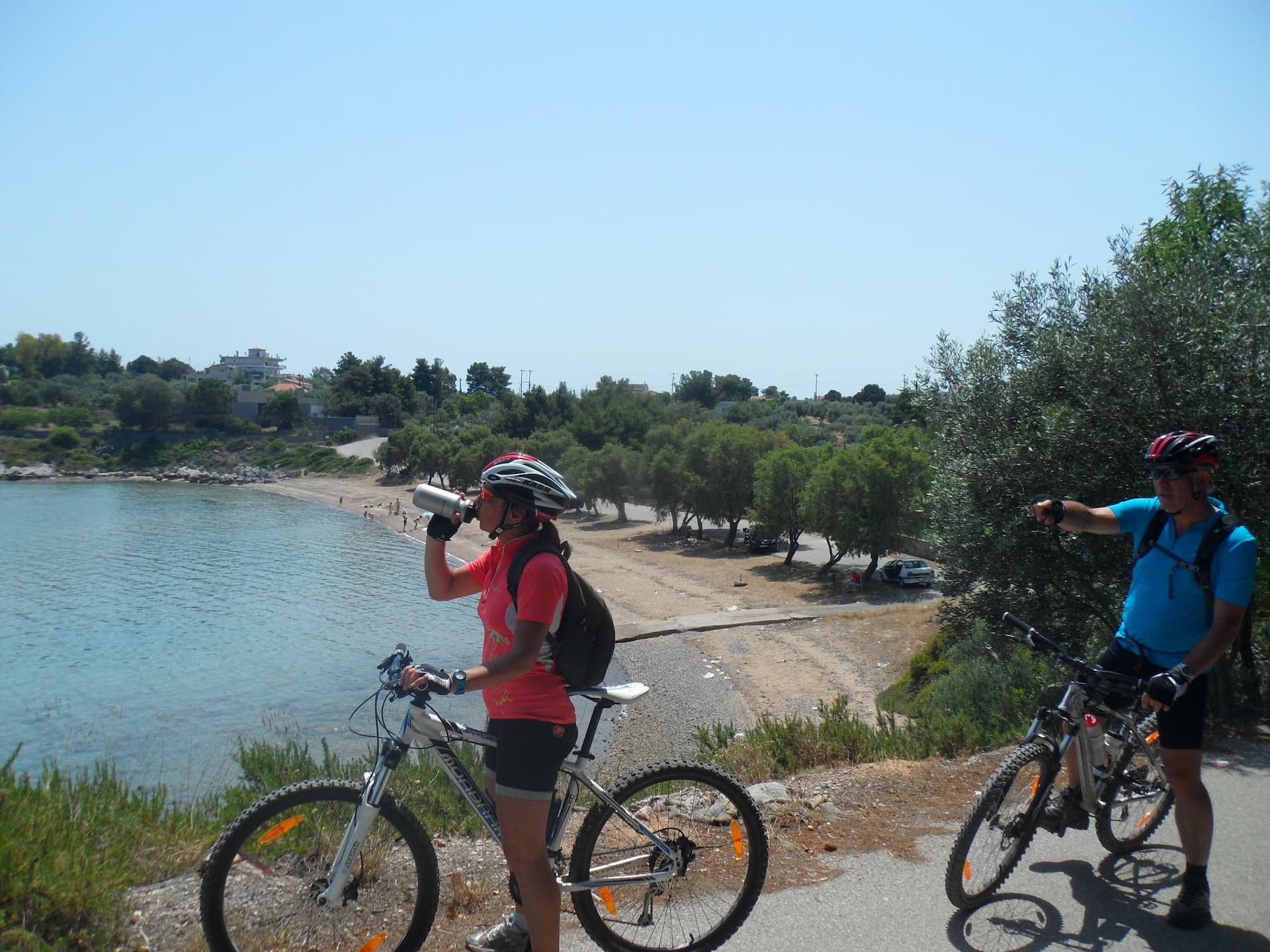 Cycling / Coast to coast sublime beaches of Chalkis