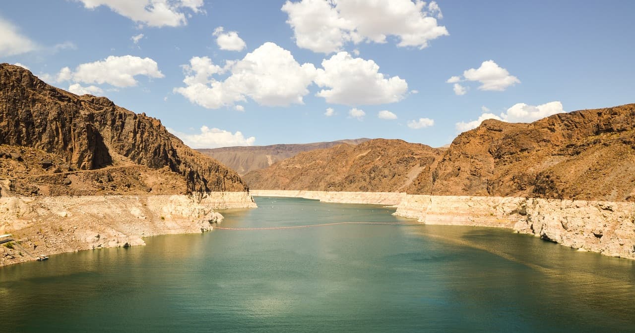 California Mojave Desert Hoover Dam and Lake Mead Classic Tour