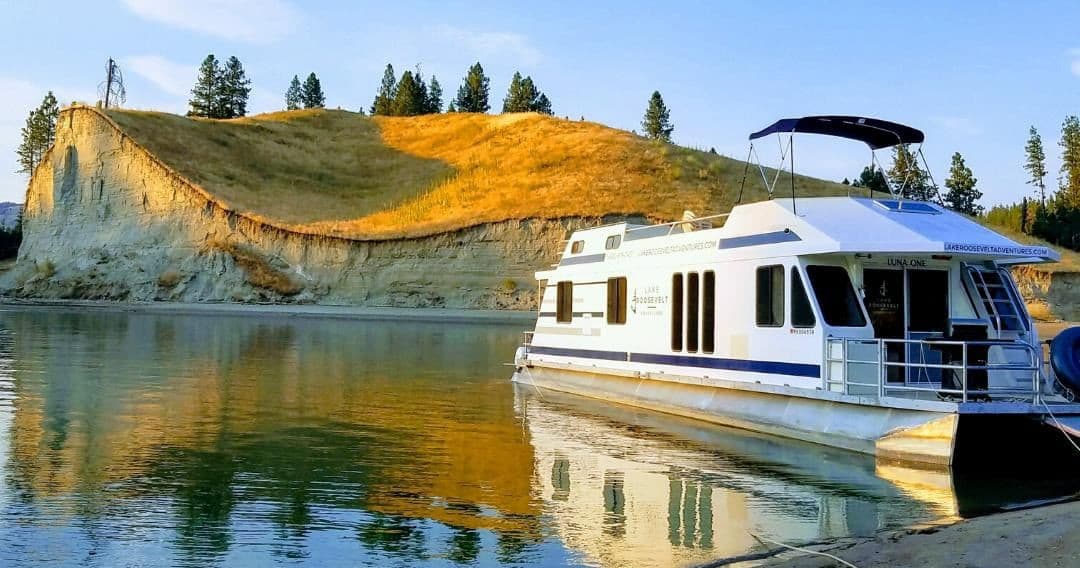 Twelve Night Transient Moorage - Keller Ferry Marina