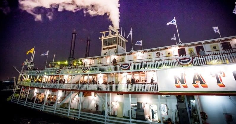 Evening Sightseeing Jazz Cruise aboard Steamboat Natchez