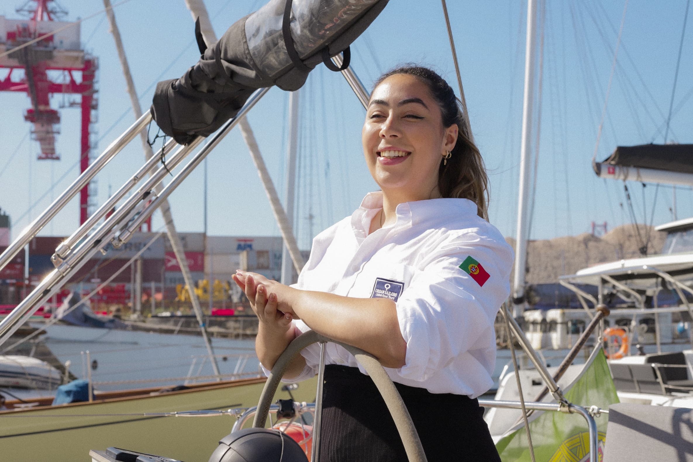 Lisbon Sailing Day Tour and Cruise with Drinks
