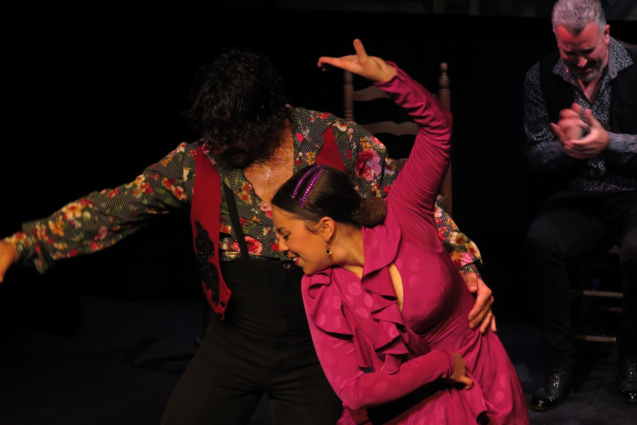 Triana Tour & Flamenco Show in Seville