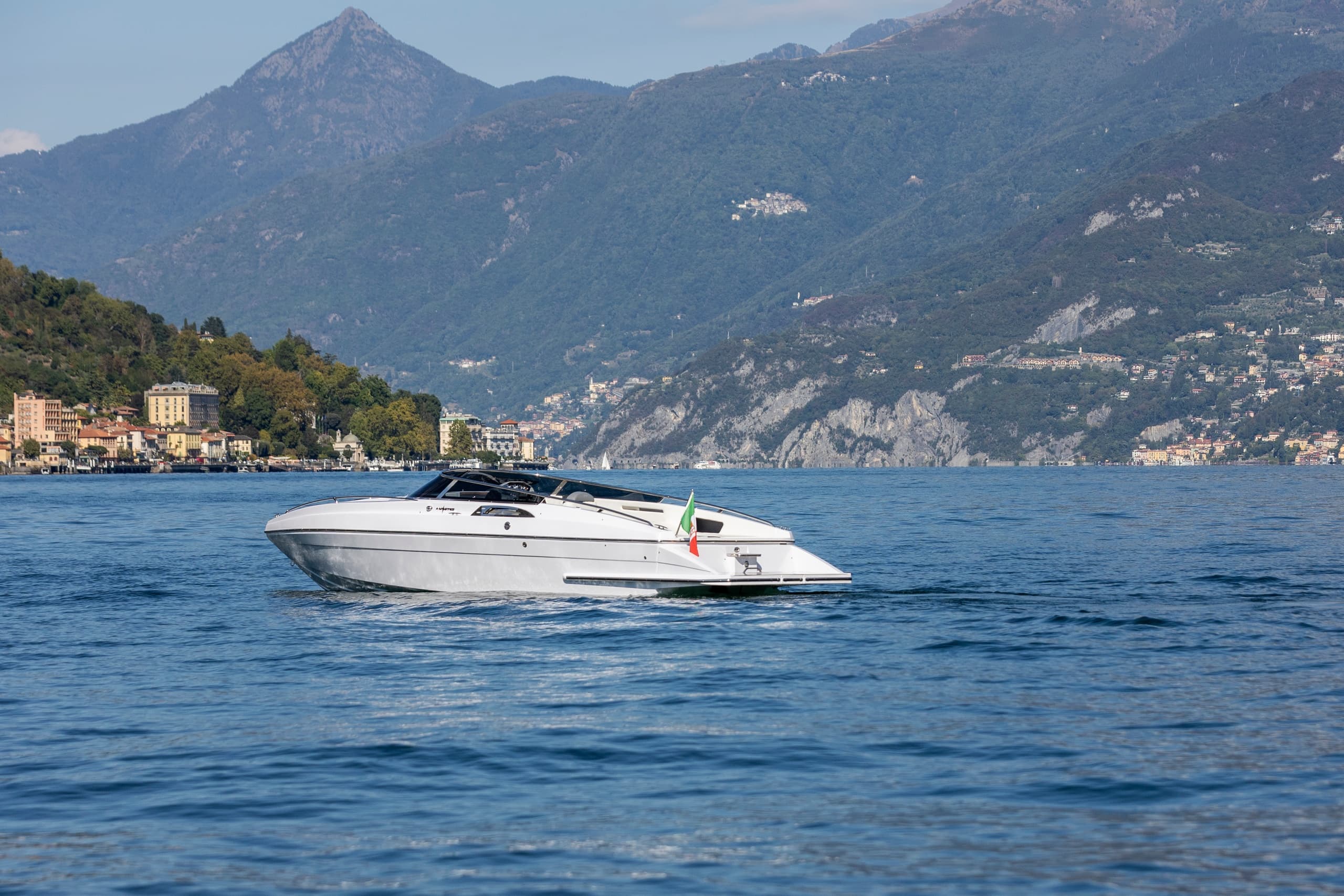 EXCLUSIVE LAKE COMO