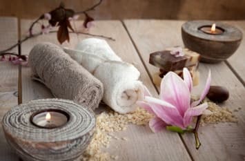 Hot Stone Rücken Nacken-/Beinmassage