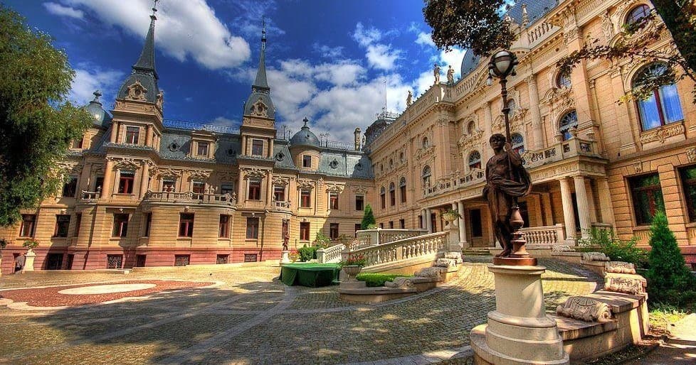 Lodz Private Walking City Tour