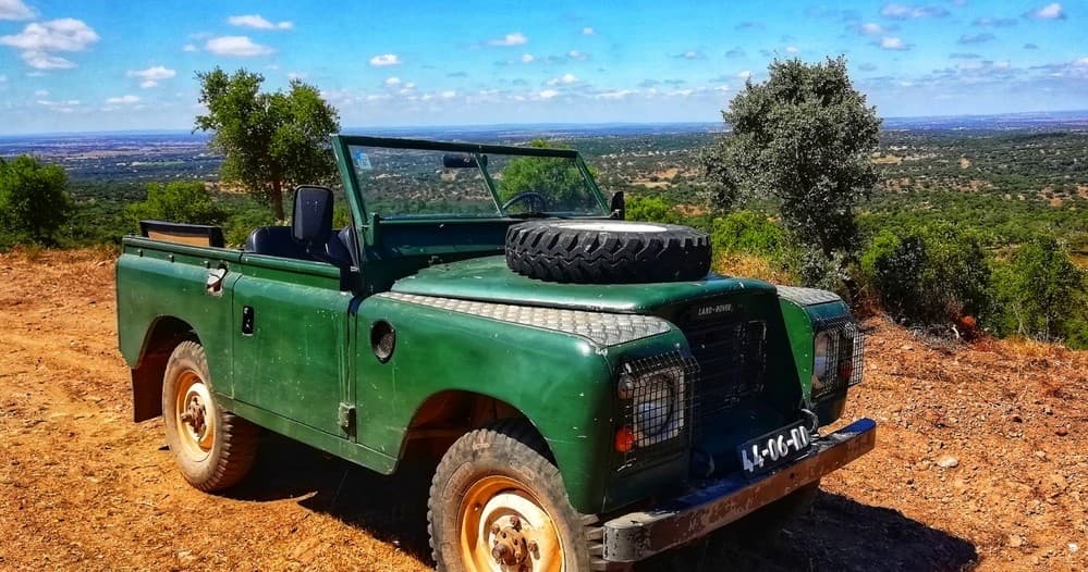 Cork Tour in a Classical Land Rover