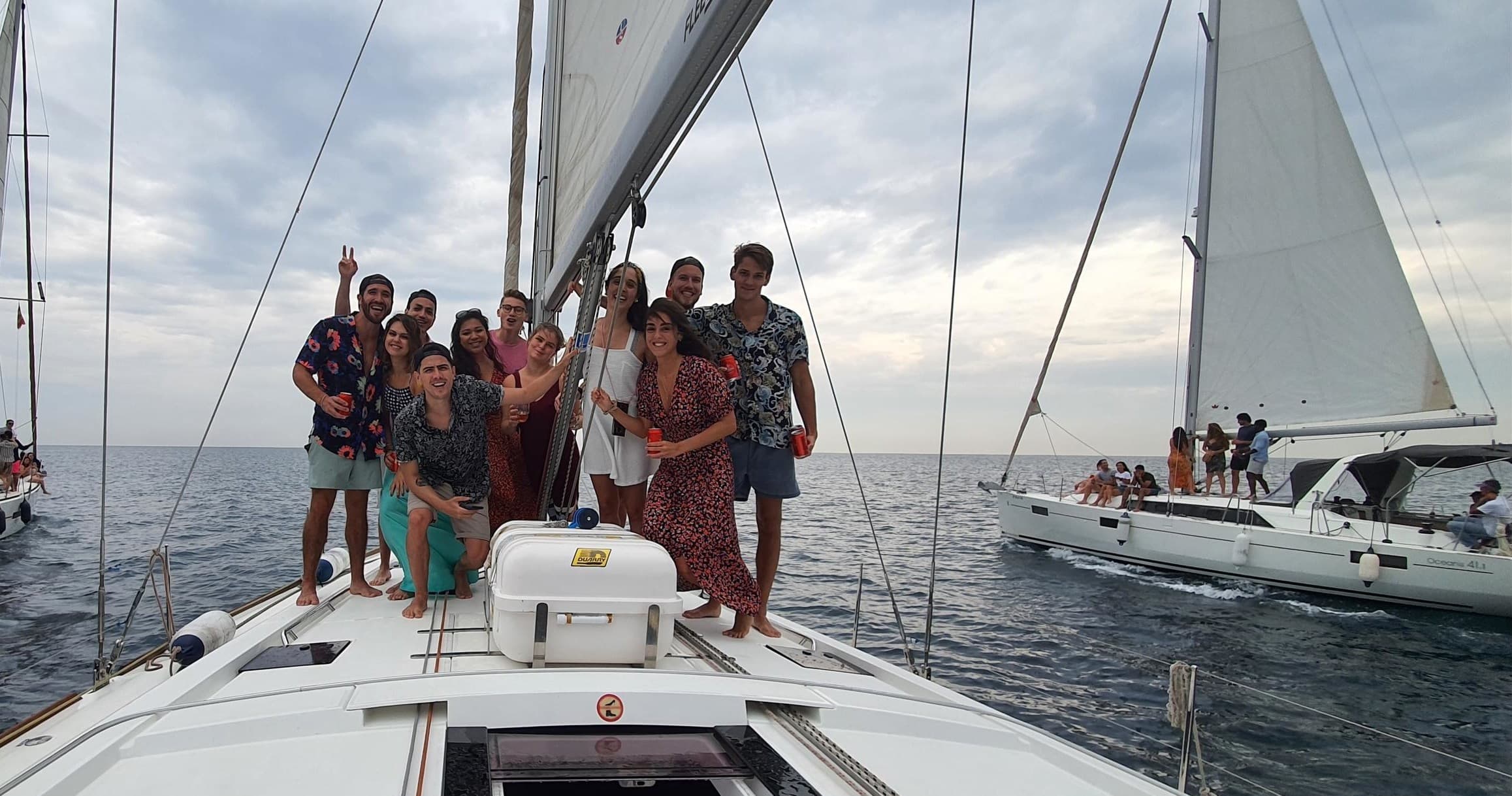 Experiencia de Navegación Compartida, velero de lujo 16 mts