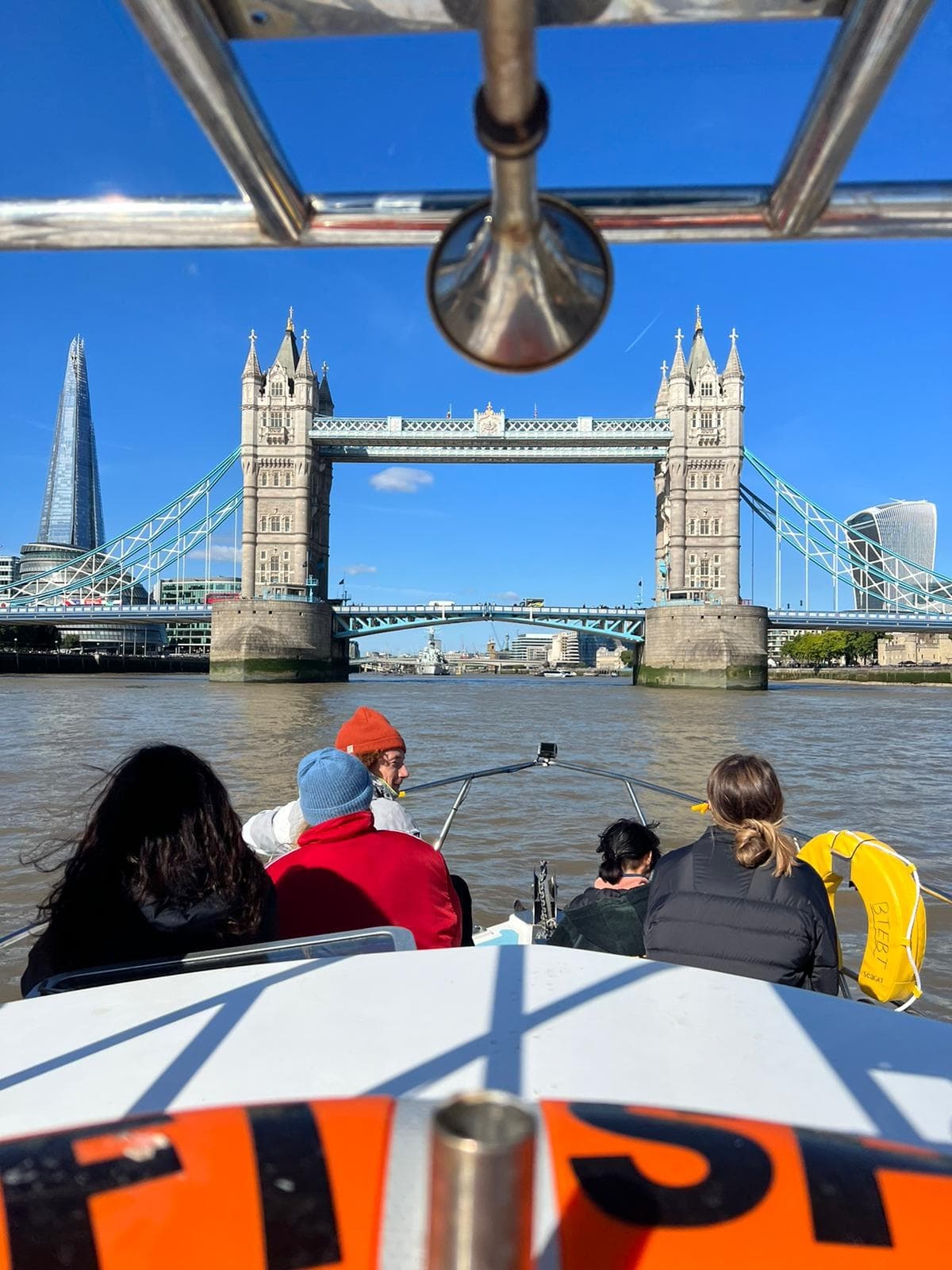Leigh On Sea to London Tower Bridge (Including: Queen Elizabeth Bridge, Cutty Sark Ship, O2 Arena, Canary Wharf, HMS Belfast & London Bridge):