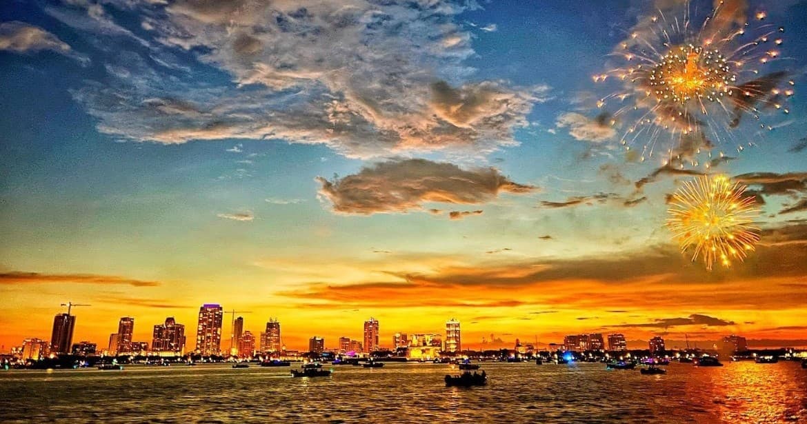 OFFICIAL ST PETE PIER DOLPHIN & SUNSET CRUISE