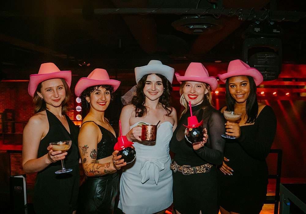 Nashville: Bewdy Bucket
