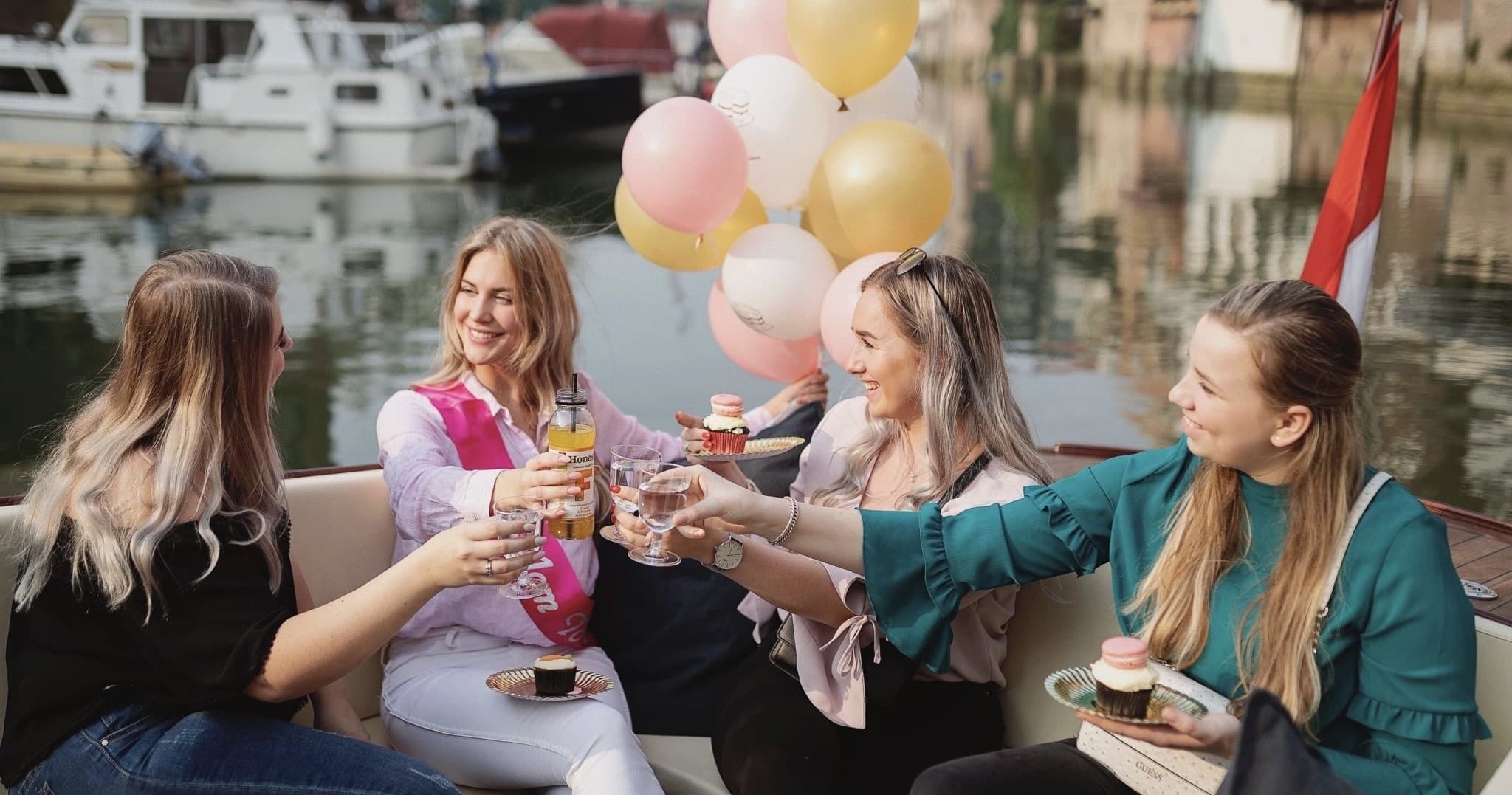 Privé rondvaart 1 uur met Coffeelicious a bordo