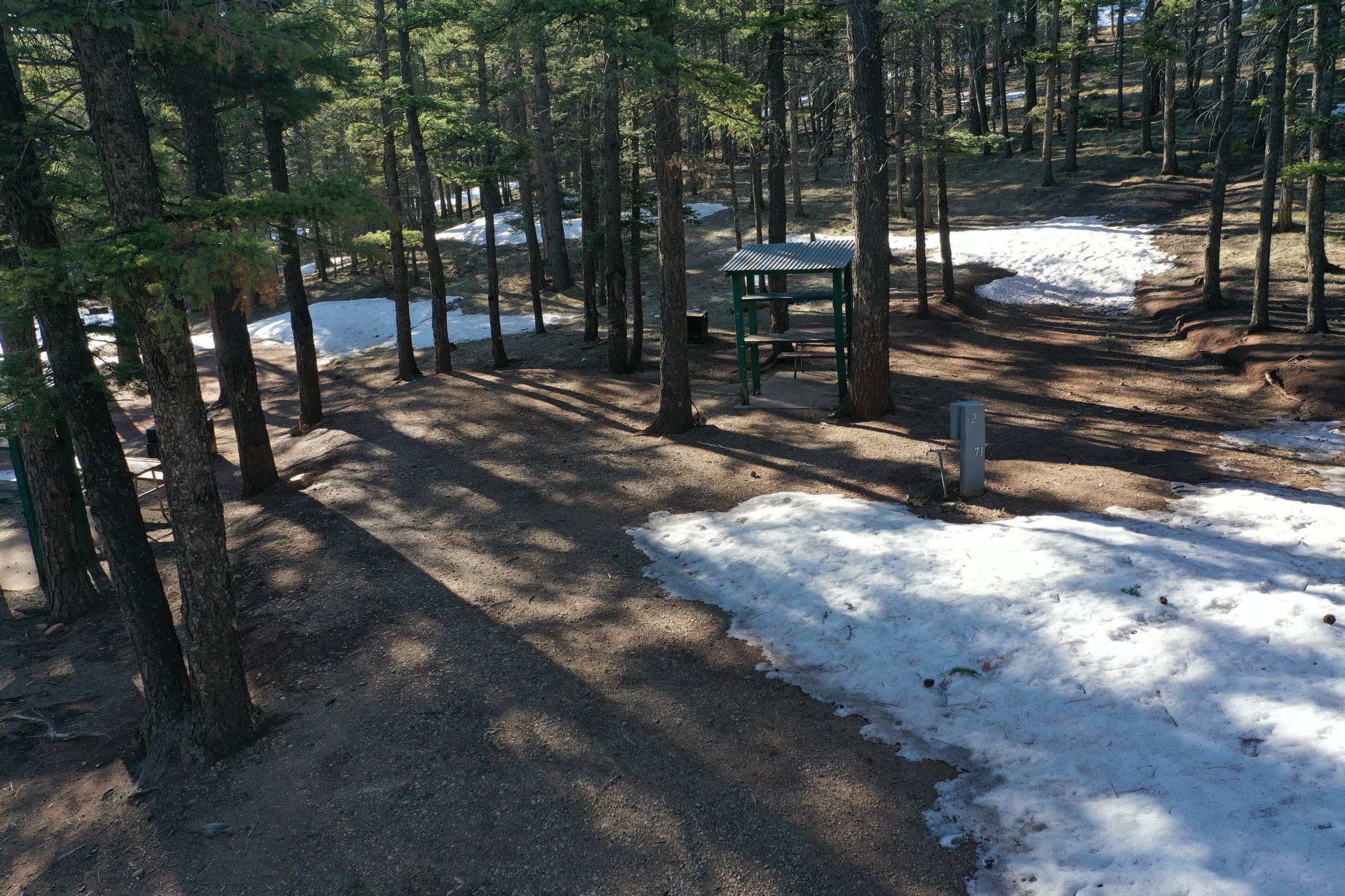 RV Partial Hookup Site #72 25 FT Trailer