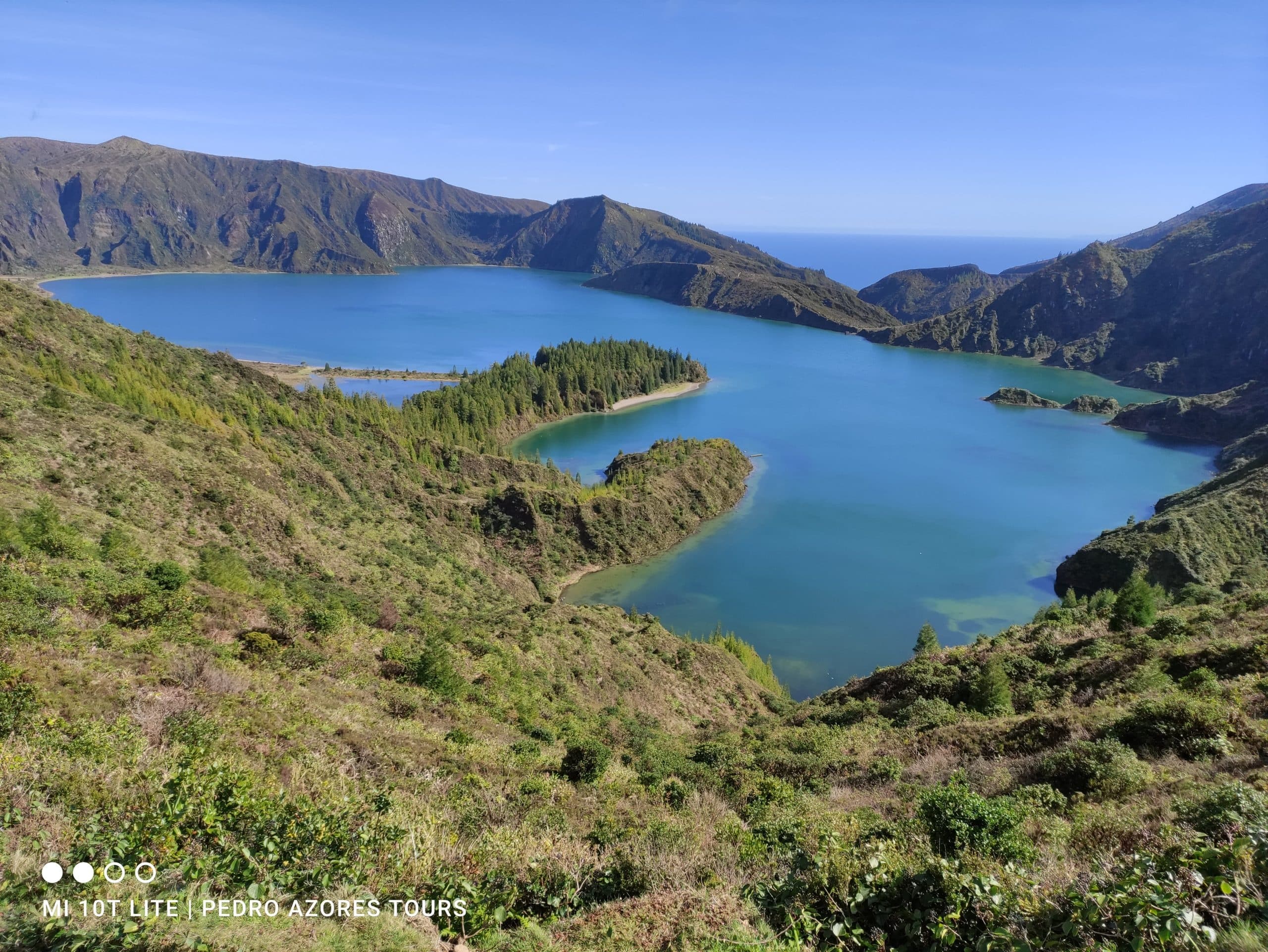 Lagoa do Fogo - Meio Dia