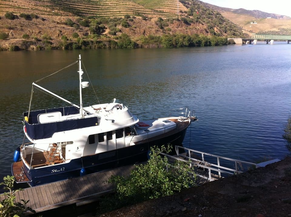 Passeio Privado em Iate - Porto e Douro - 4 Horas BENETAU 42