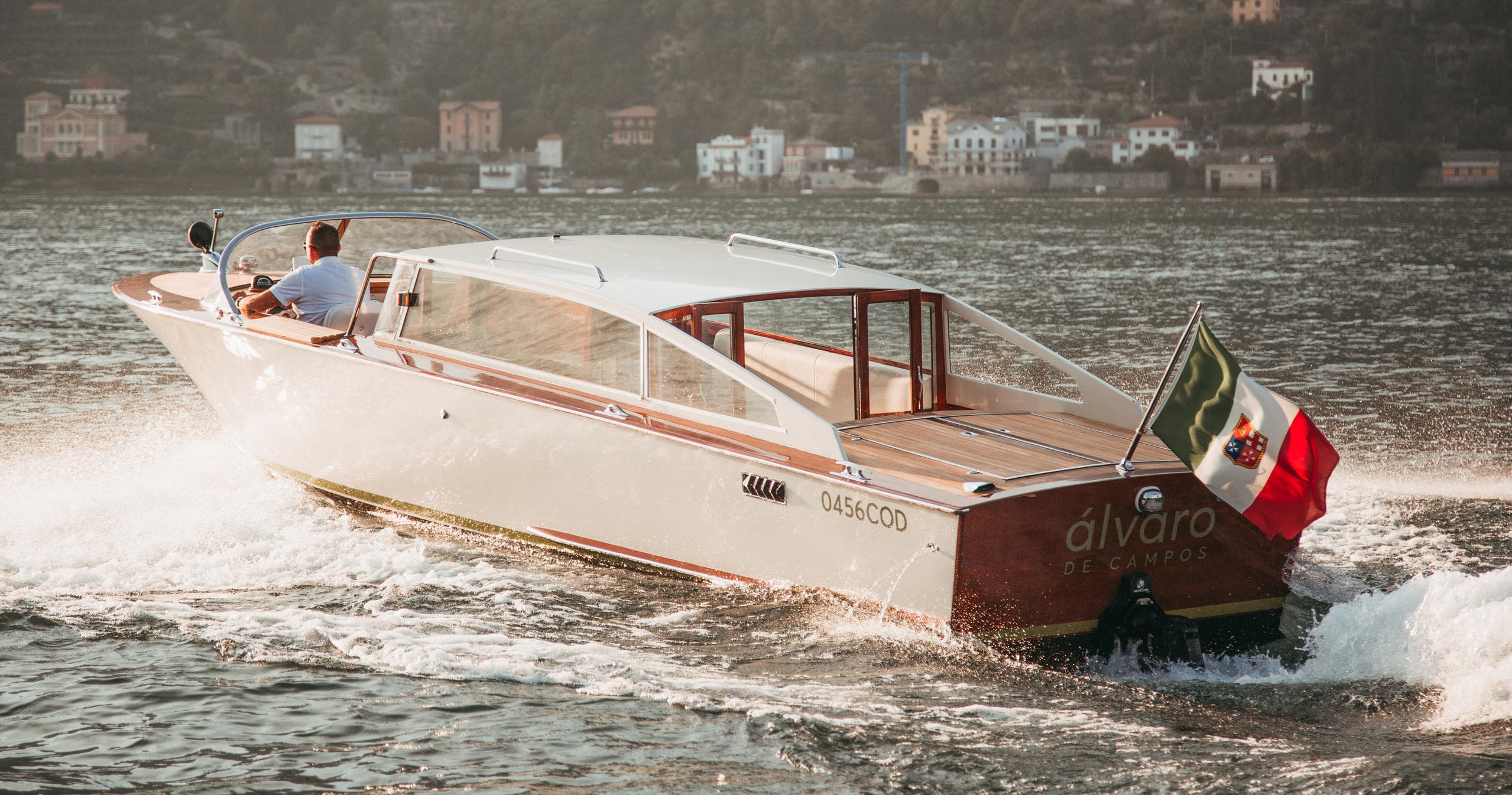 Venetian Limousine - Gran Turismo Tour