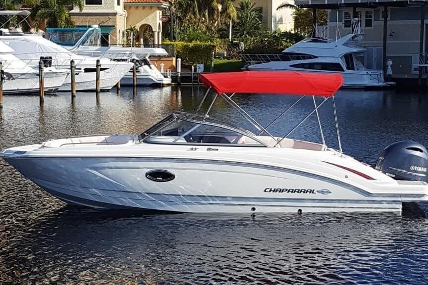 Chaparral Suncoast 200HP