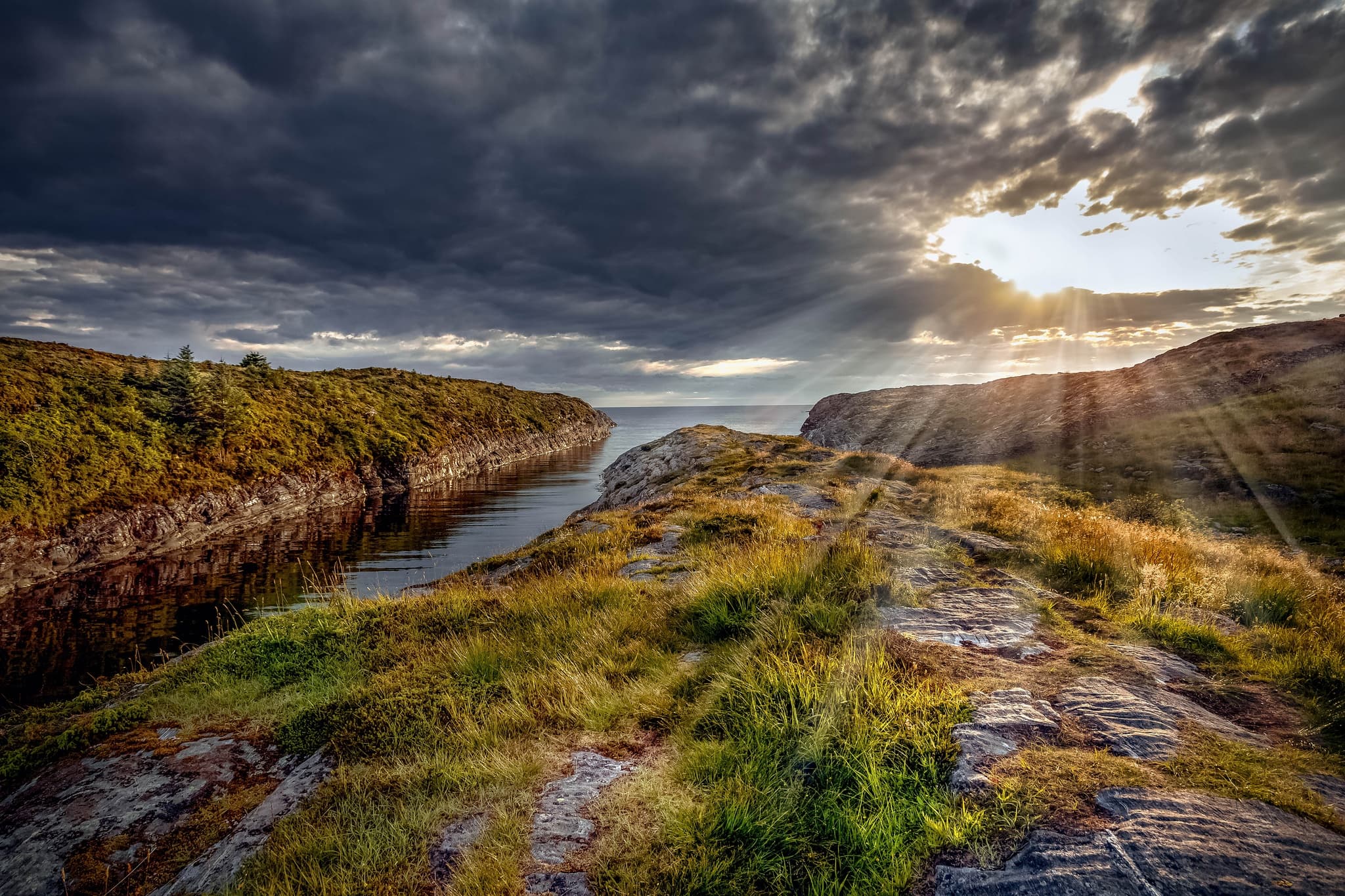 Storm watching - Costal Hiking - Private Tour