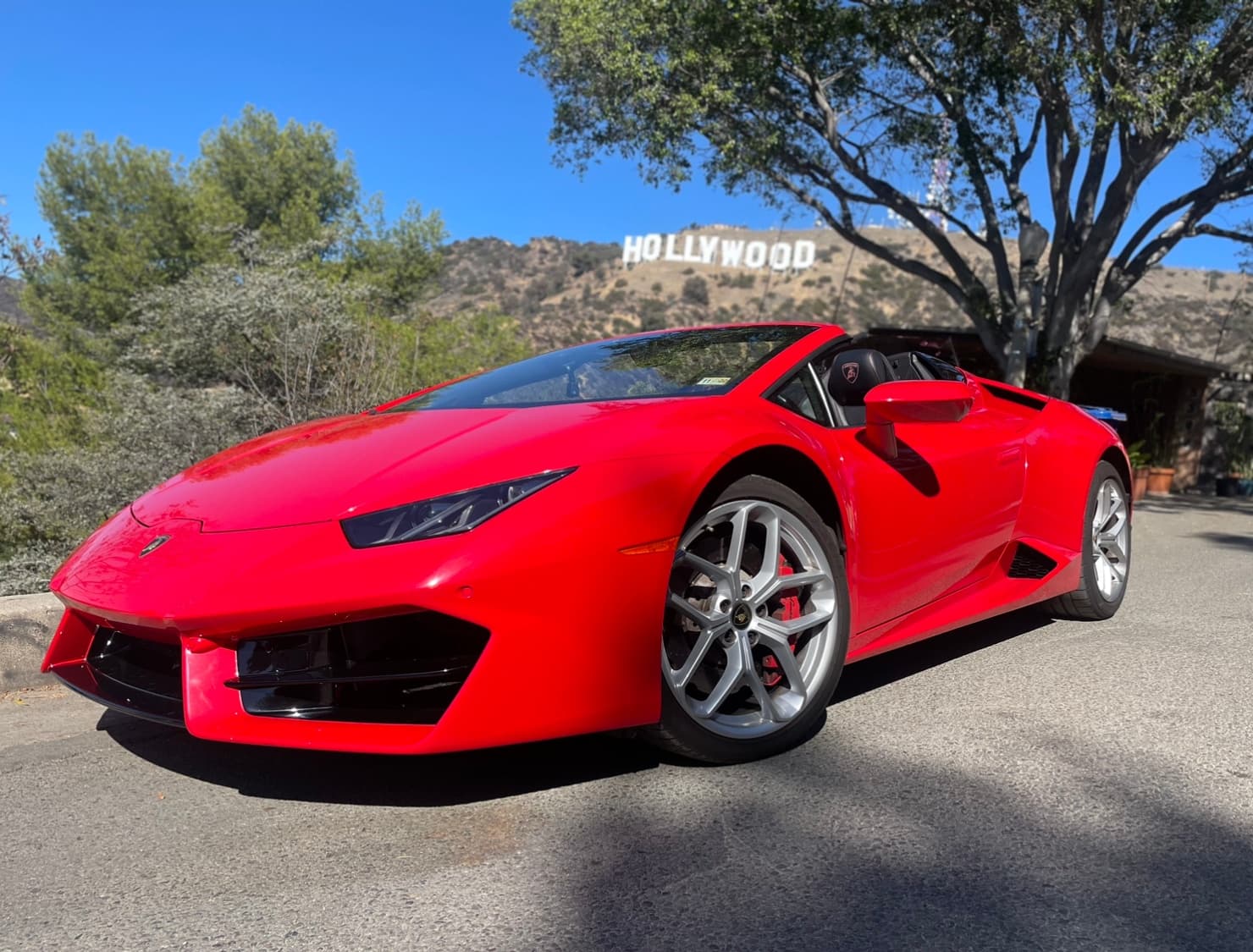 iRide 50 Minute Lamborghini VIP Hollywood Sign Tour