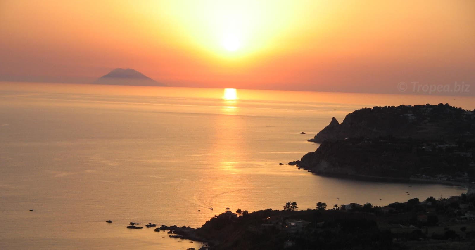 Incantevole Tour al tramonto con sosta a Praia i Focu