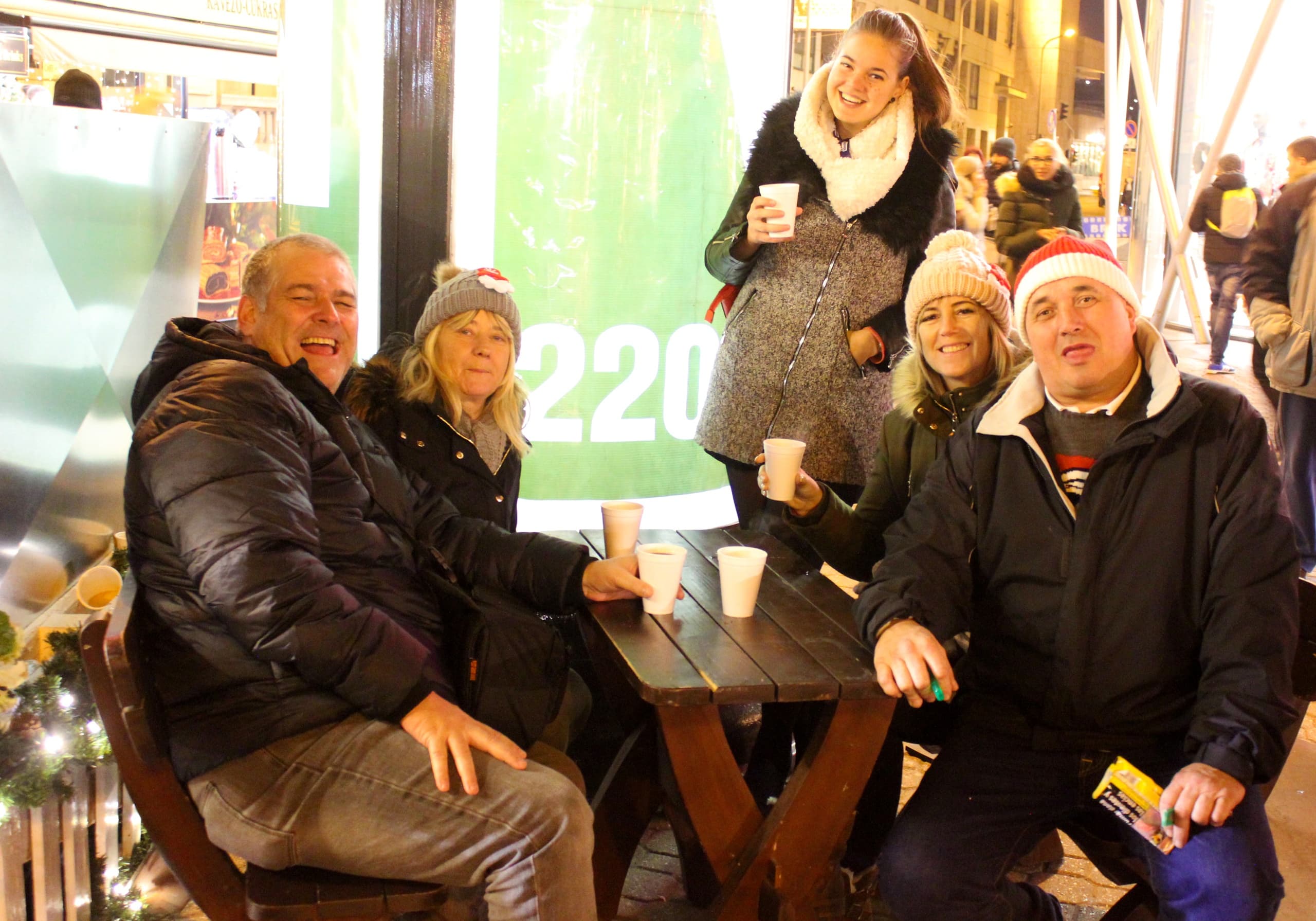 Budapest Christmas Walking Tour with Entry to Basilica