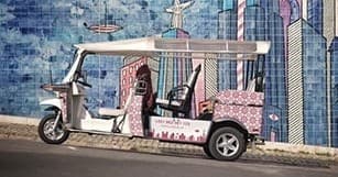 Visite street art du centre historique à tuktuk en francais, anglais, portugais, espagnol.