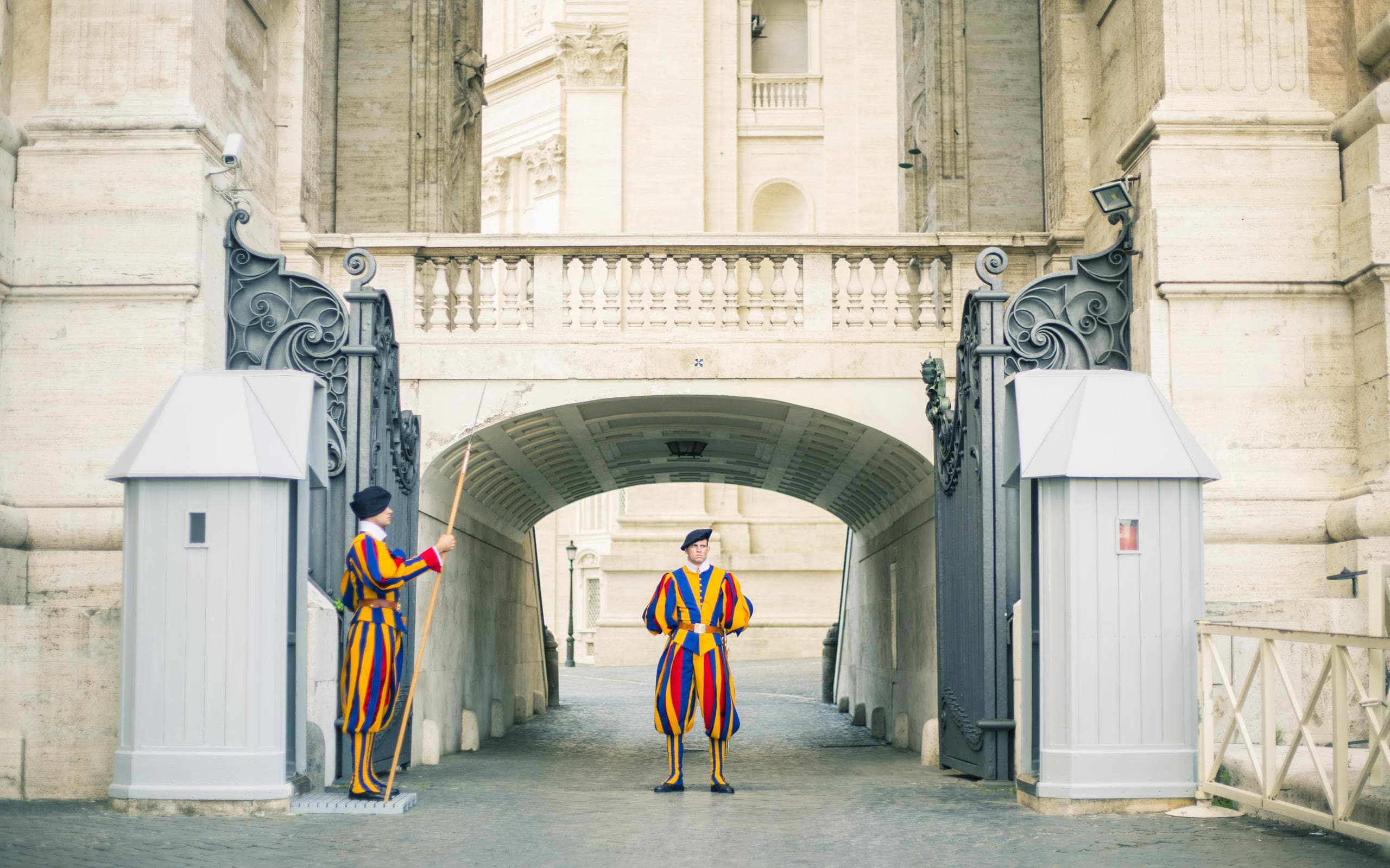 Private Early Morning Vatican Tour with Hotel Pick-Up