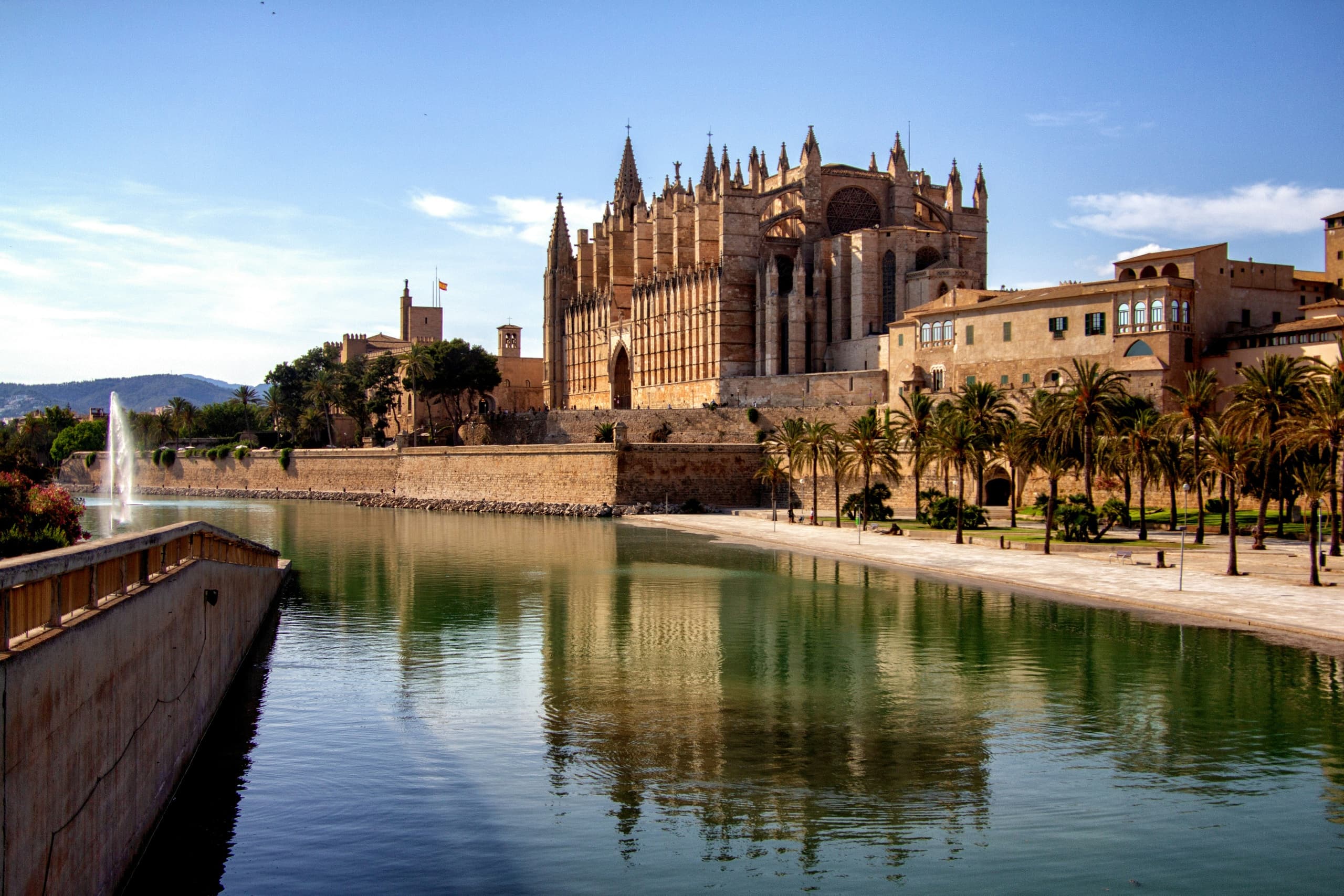 360º Palma SkyWalk: Old Town Walking, Helicopter Flight & Boat Trip