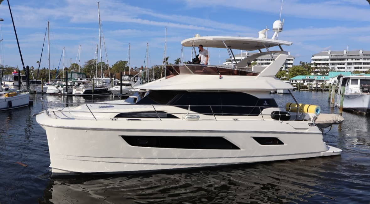 Lil' Bit Nauti! : Half Day Charter - Palmetto