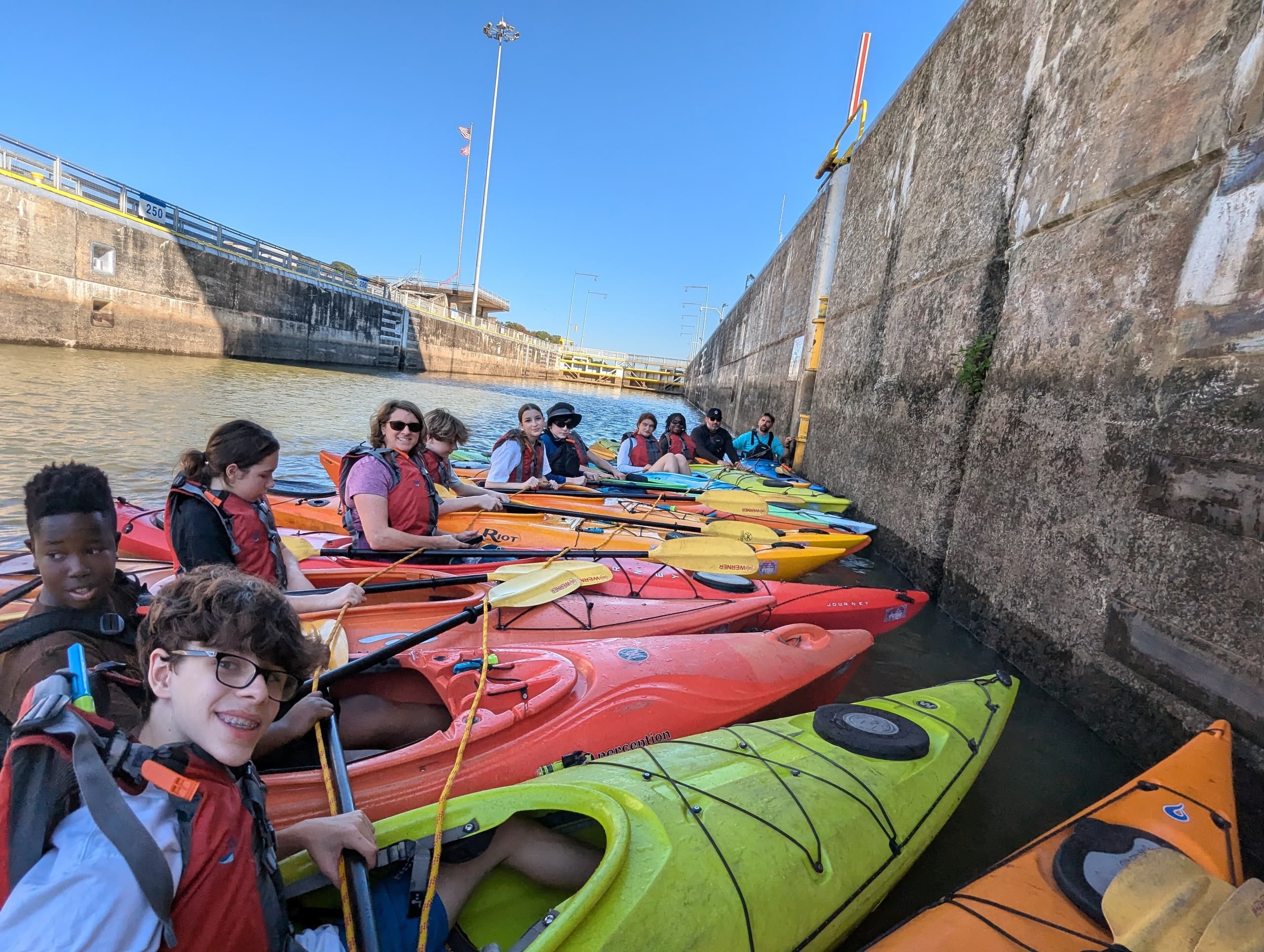 Chickamauga Dam Lock Kayak Tour