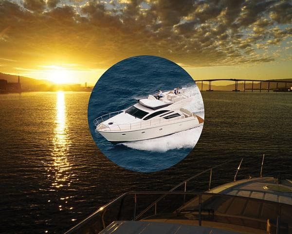 Midnight Sun - Luxury Yacht Arctic Queen