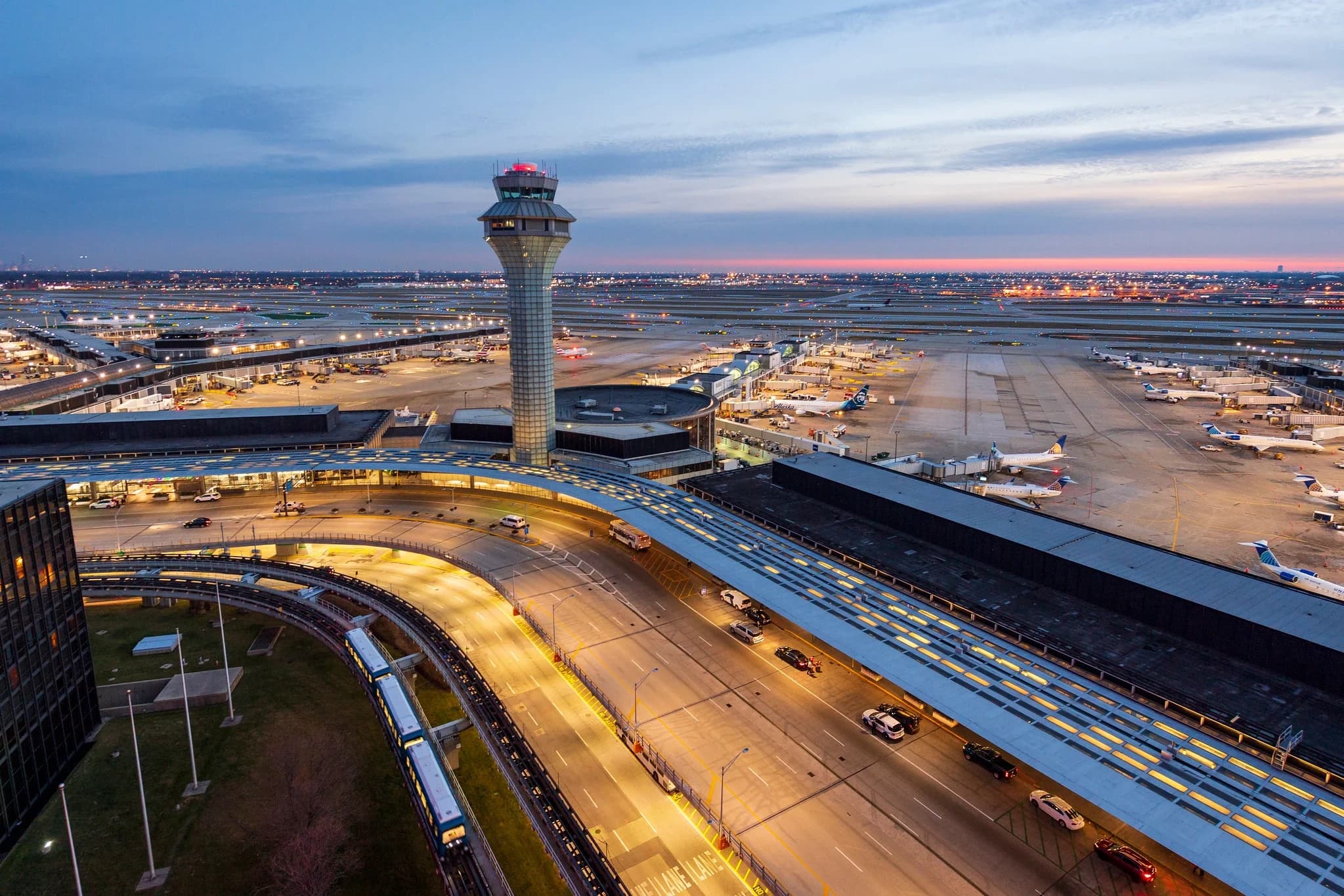 (ORD) O'Hare Int'l Airport to Midway Int'l Airport (MDW)