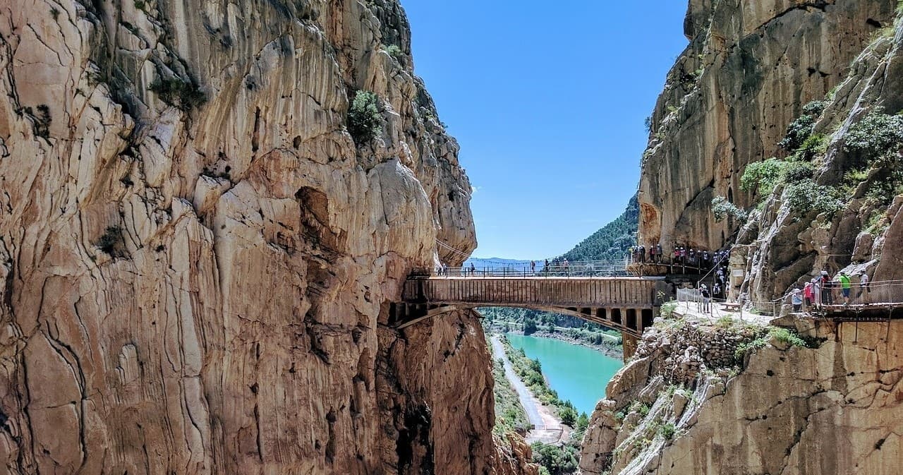 Desde Granada: Caminito del Rey con transporte y guía en privado