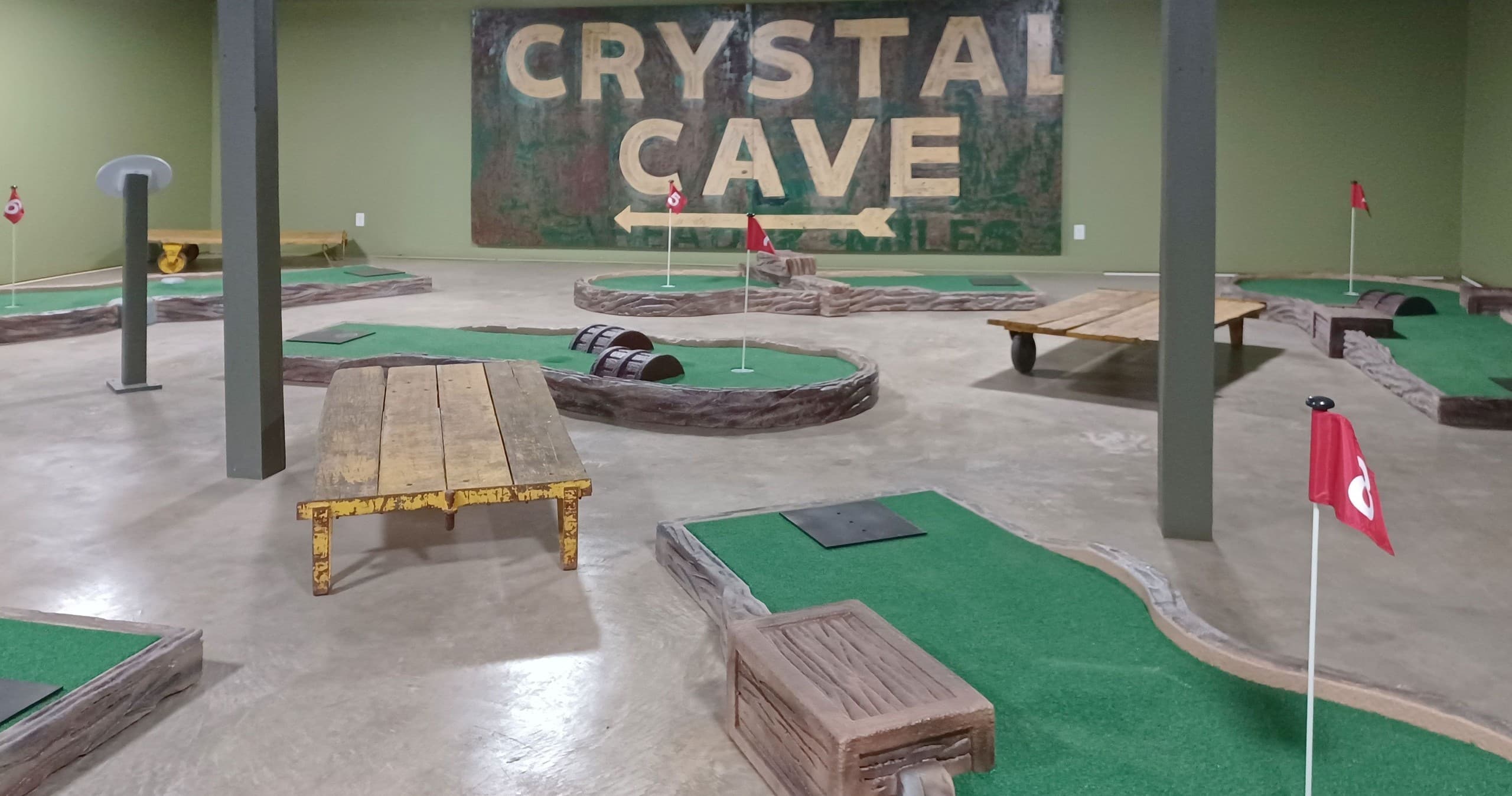 Indoor 9-Hole Putt Putt Course