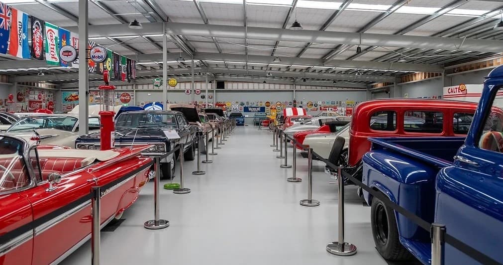Craft beers & Car Museums - Full Day