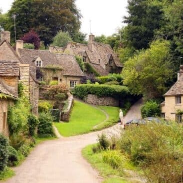 Escape to the Countryside • Bespoke Cotswolds Private Tour with Expert Guide and Chauffeur