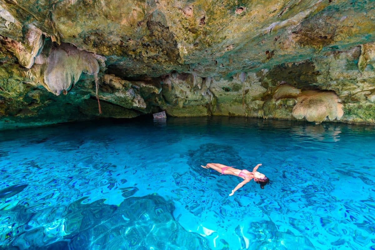 Capri Secret Corners Boat Tour with Local Captain