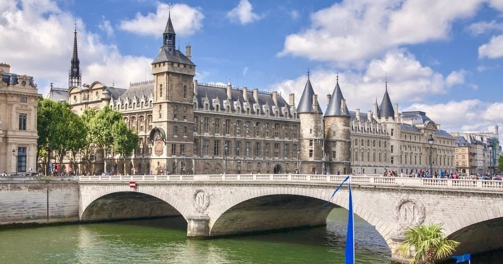 Private Essential Paris Tour