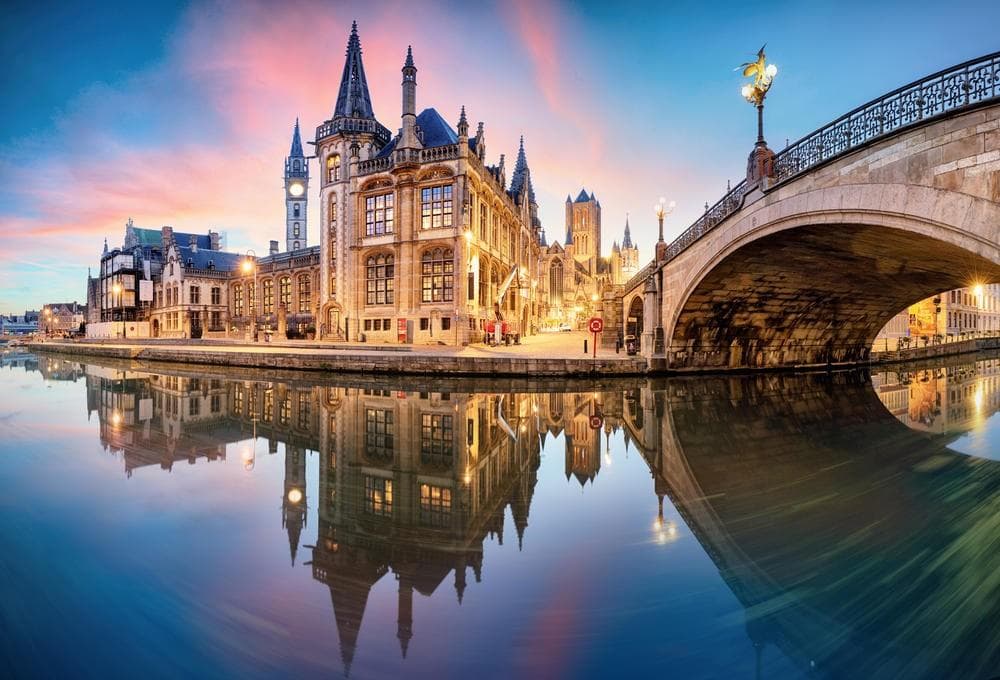 🇪🇸 Free Tour Nocturno: El Lado Oscuro de Gante