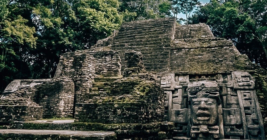 Private Lamanai Belize Tours
