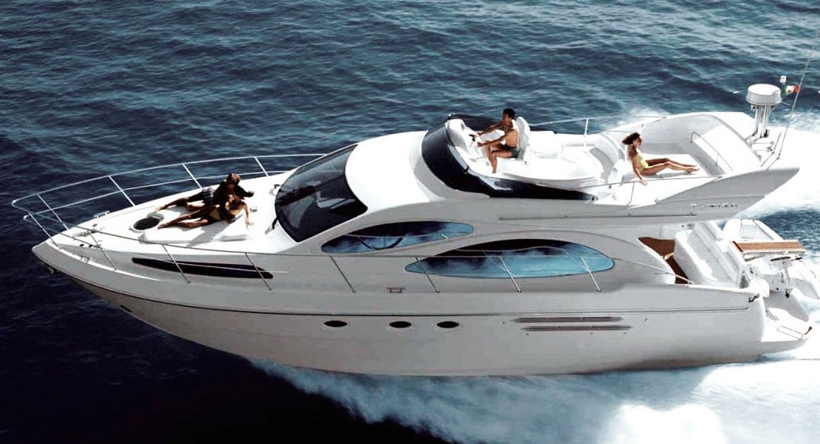 Excursión privada en yate Barcelona